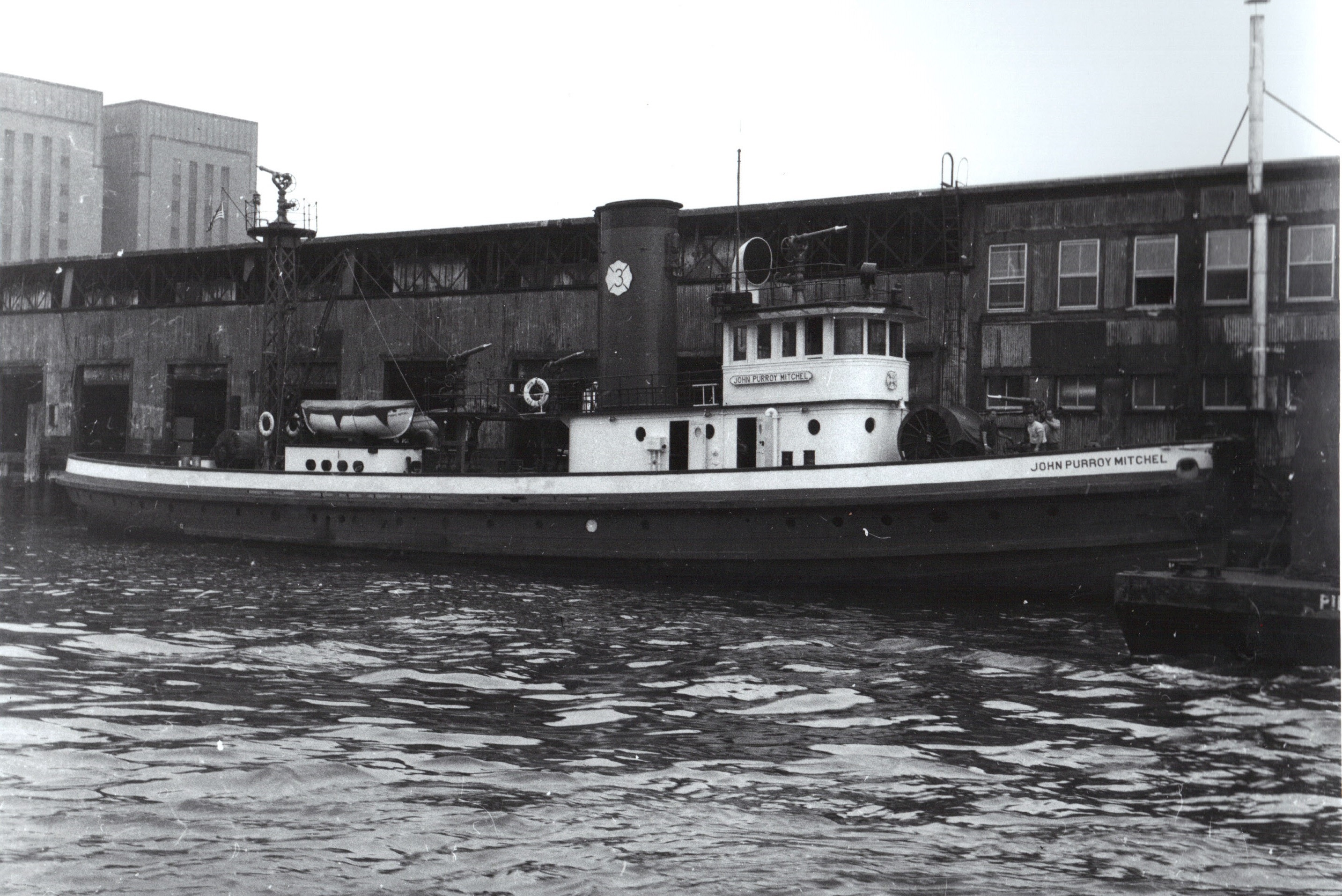  - FDNY Fireboat John Purroy Mitchel M-3